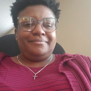 Meet your Posher, Lynette